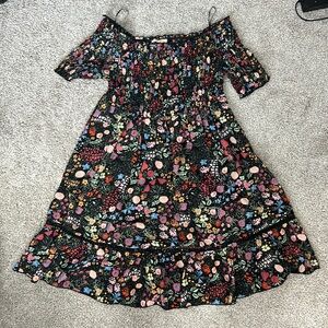 Easel size medium black background with florals